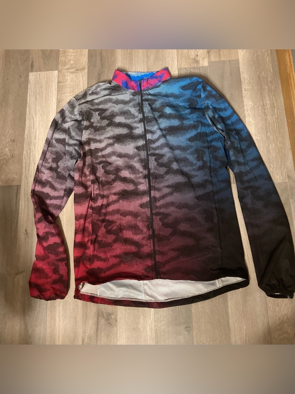 Wattie Ink Women's Gradient Pink-Blue Full-Zip Jacket sz M